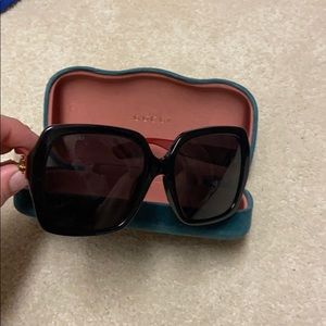 Oversized Gucci sunglasses